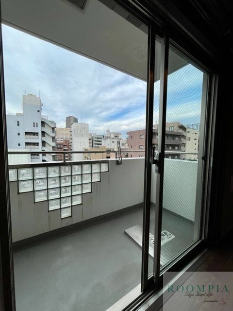 バルコニー　バルコニー