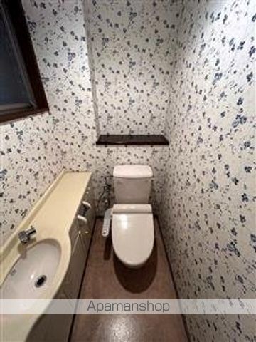 鹿児島本線 九州工大前駅 徒歩8分 3階建 築26年のトイレ写真