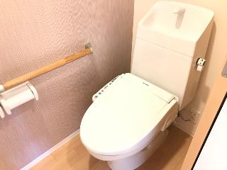 トイレ　シャワー付トイレ