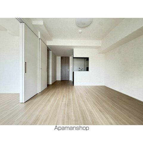 クラリティア入谷の居間写真