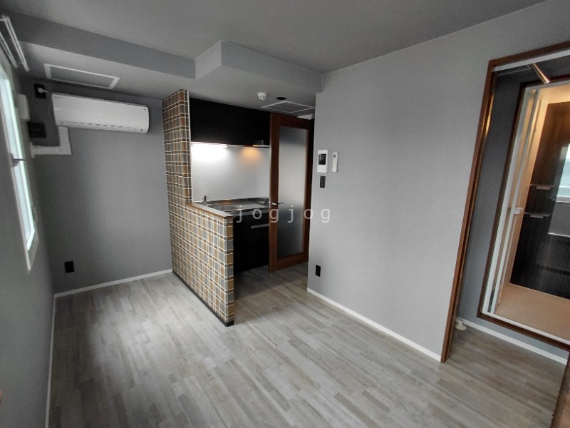 その他部屋・スペース　日当たりの良い明るいお部屋です。