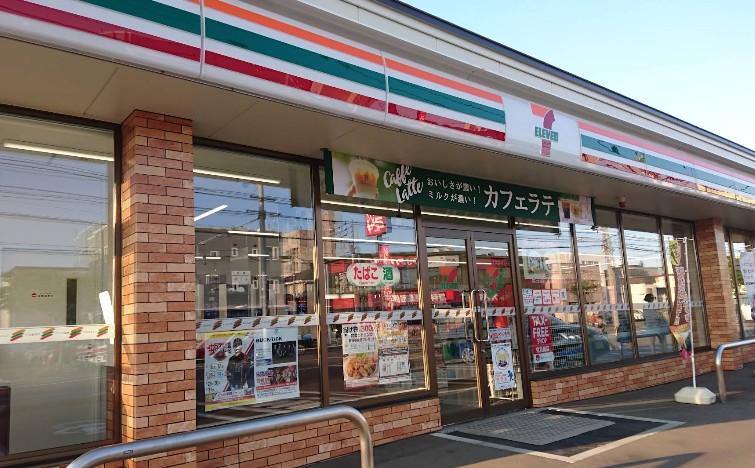 コンビニ　セブンイレブン札幌北24条東店（コンビニ）まで87m