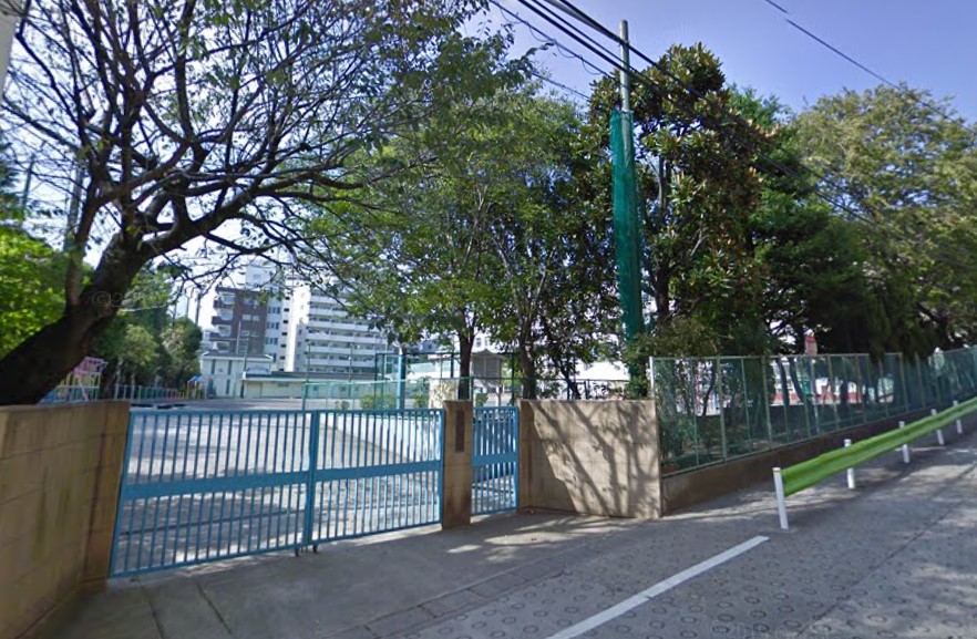 小学校　大田区立馬込第三小学校（小学校）まで296m