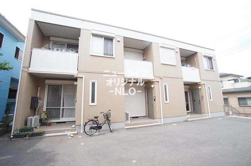 建物外観　積水ハウスの賃貸住宅シャーメゾン。