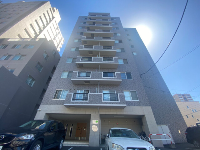 建物外観　札幌市中央区北五条西「リーガルーセント」