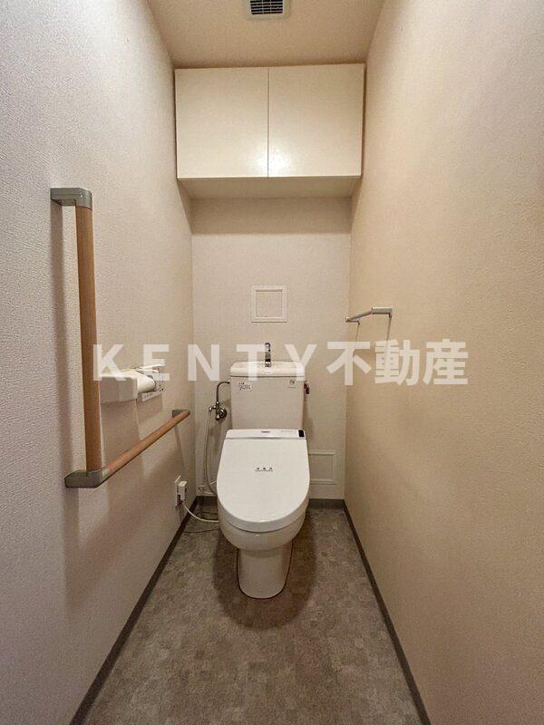 トイレ　清潔感のあるトイレです
