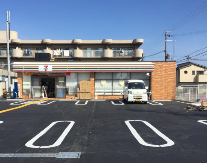 コンビニ　セブン-イレブン 姫路垣内中町店（コンビニ）まで582m