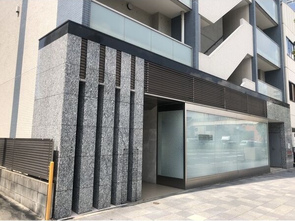 エントランス　名古屋で一番初期費用の安い賃貸専門の不動産会社です(^^)