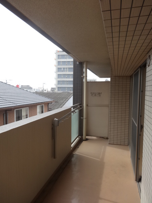 バルコニー　※別のお部屋の写真になります。