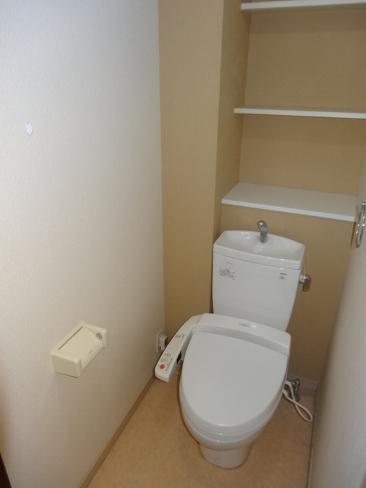 トイレ　※別のお部屋の写真になります。
