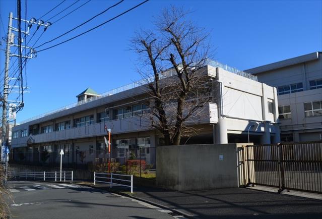 小学校　横浜市立立野小学校（小学校）まで524m