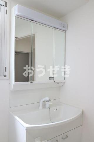 洗面設備　※同仕様参考写真