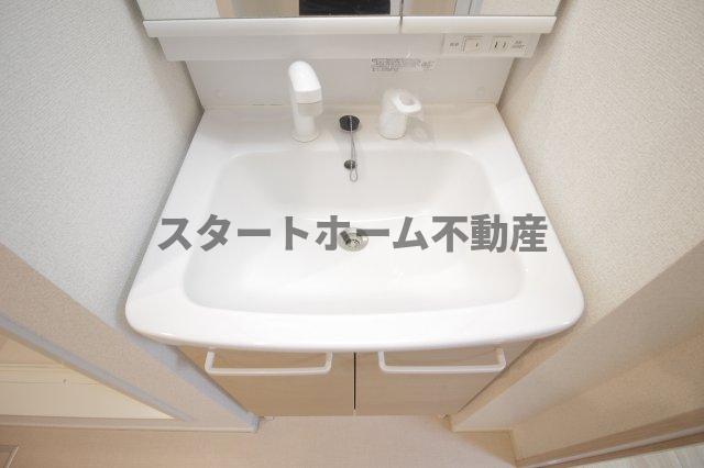 洗面設備　忙しい朝には欠かせない洗面所です