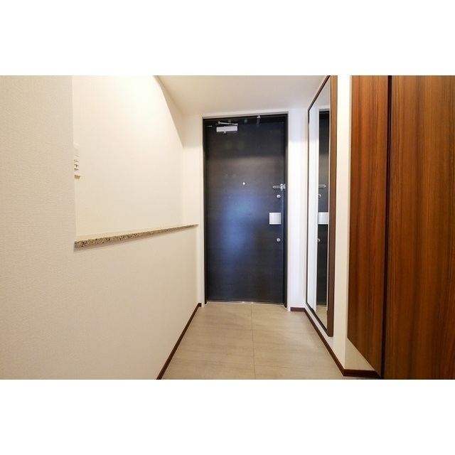 玄関　玄関※別部屋参考写真