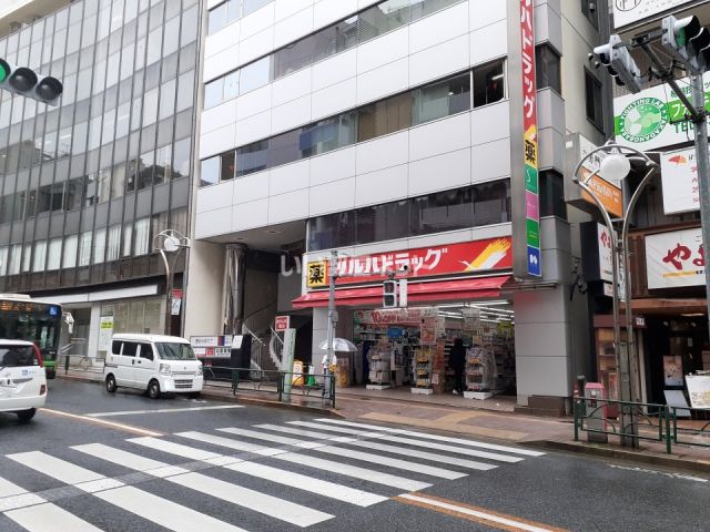 ドラックストア　ツルハドラッグ 高田馬場店（ドラッグストア）まで108m
