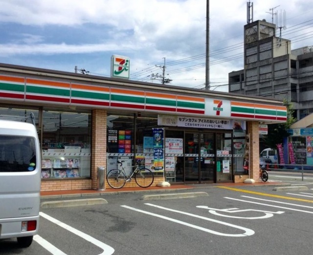 コンビニ　セブンイレブン高石加茂4丁目店（コンビニ）まで376m