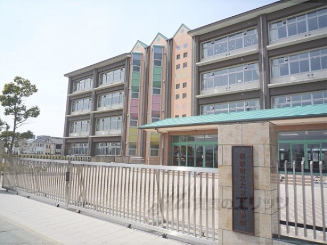 小学校　大宝東小学校（小学校）まで450m