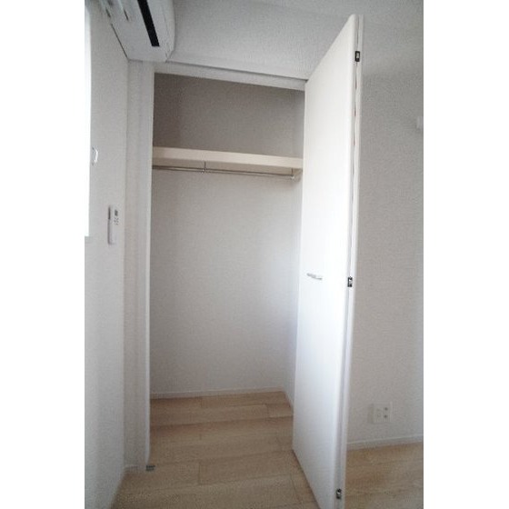 収納　洋室の収納