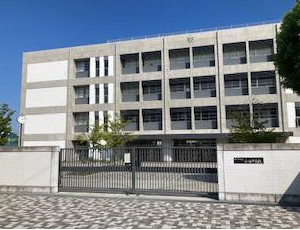 中学校　小田中学校（中学校）まで699m