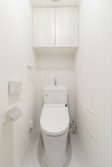 トイレ　※写真は同タイプ住戸です。