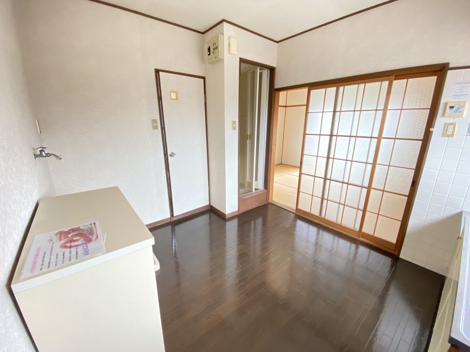 玄関　シューズボックスあります