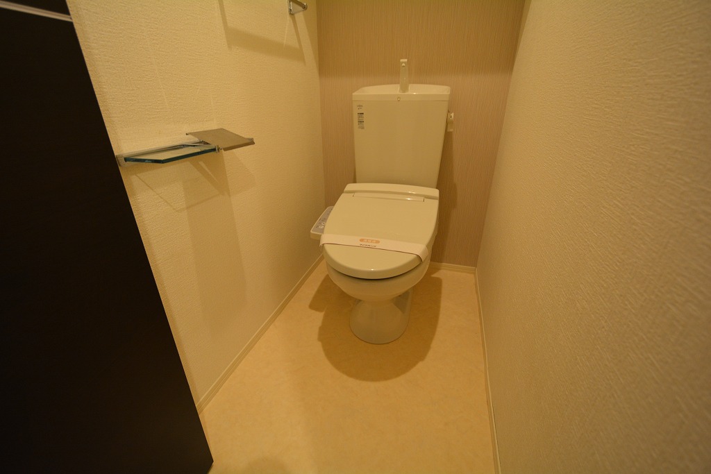 トイレ　ウォシュレット付きのトイレです！