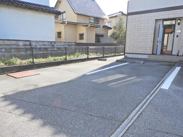 駐車場　駐車場です