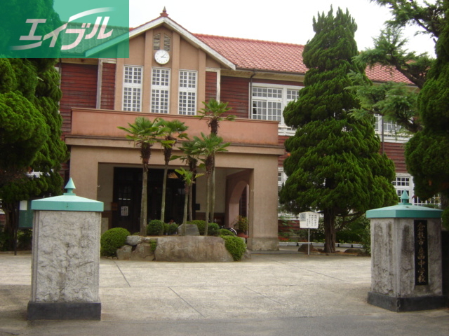 中学校　倉敷西中学校（中学校）まで800m