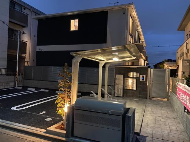 建物外観　外観写真（夜）