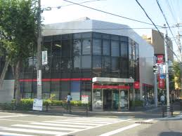 銀行　東京三菱UFJ銀行芦屋北支店（銀行）まで383m