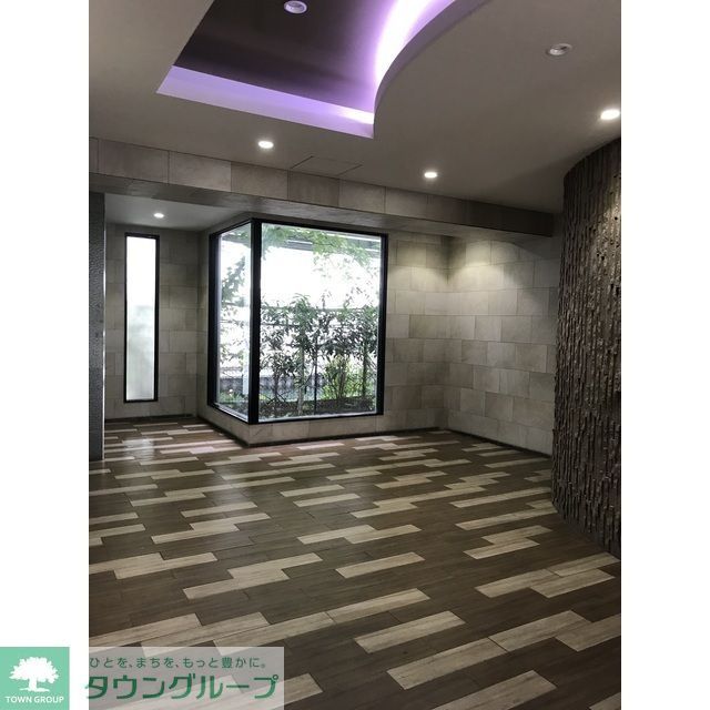 エントランス　1Fオートロック内