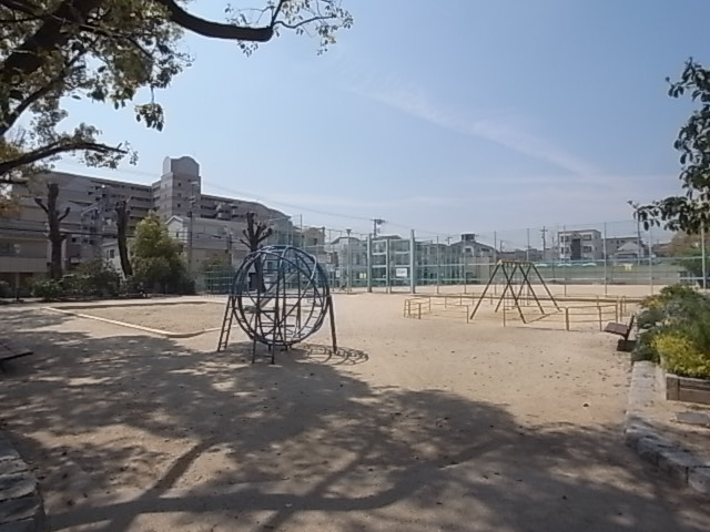 公園　烏帽子公園（公園）まで384m