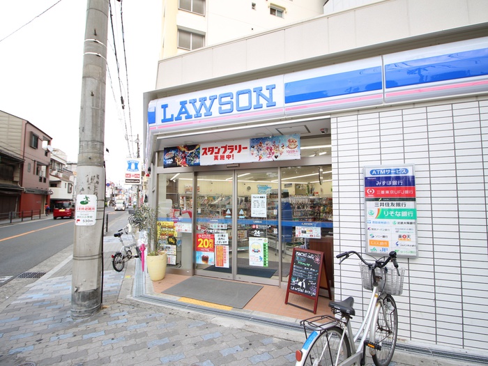 コンビニ　ローソン（コンビニ）まで350m