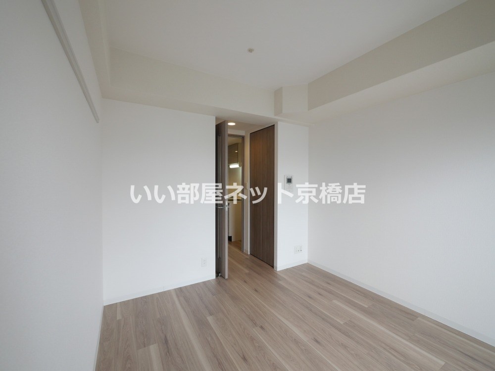 プレサンス塚本駅前の居間写真