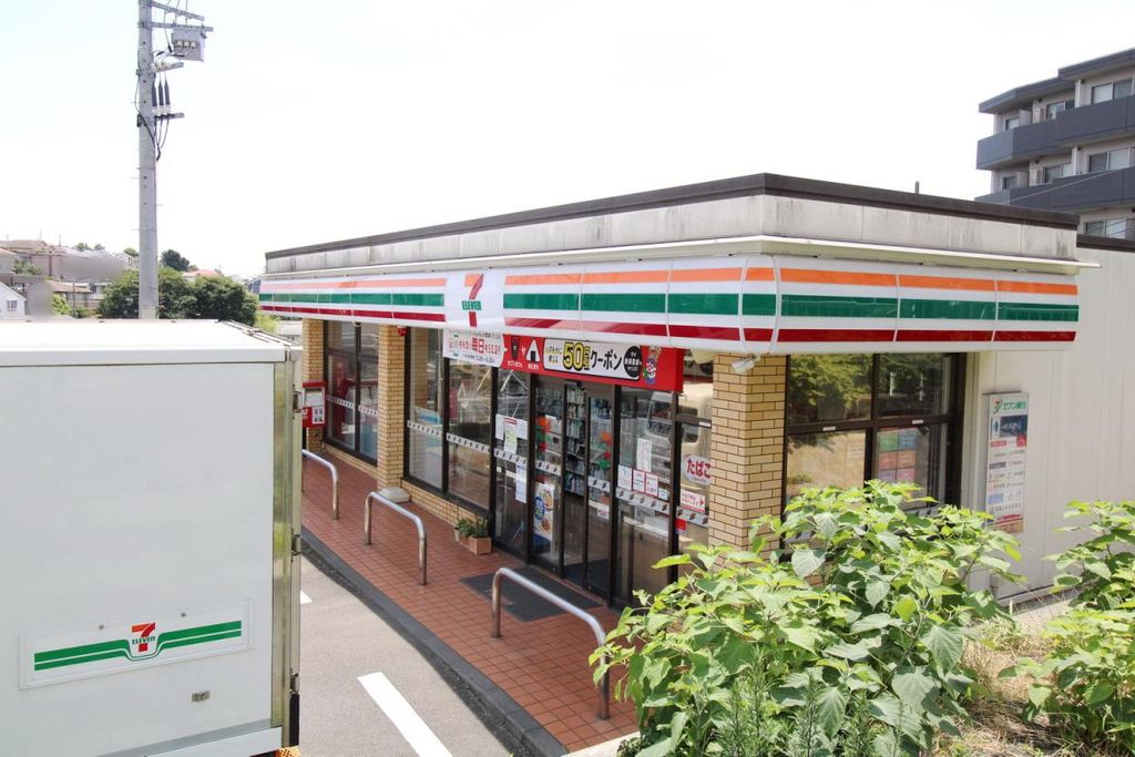 コンビニ　セブンイレブン　横浜松見町３丁目店（コンビニ）まで420m