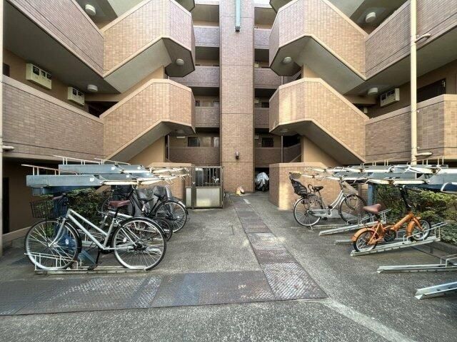 エントランス　★エントランス★