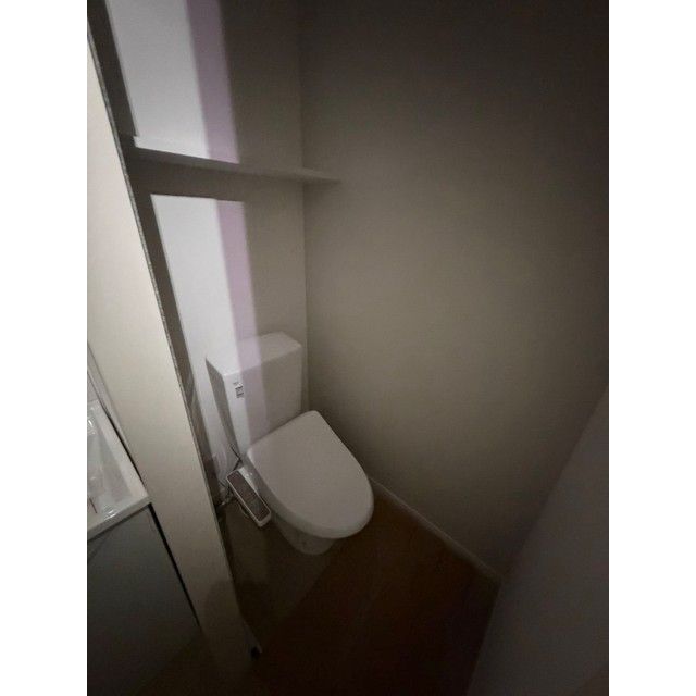 Rooms万代5のトイレ写真