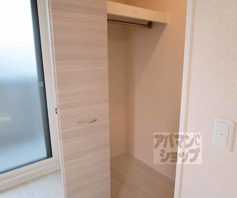 収納　３０２号室の写真です。