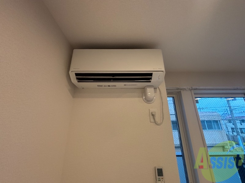その他設備　リビングにエアコンが付いているため部屋の温度の調節が可能です
