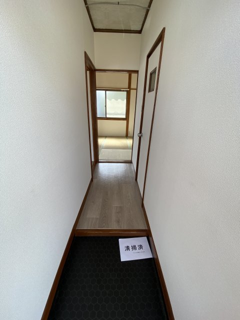 藤ハイツの玄関写真