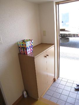 ＪＲ常磐線 羽鳥駅 徒歩11分 3階建 築27年の玄関写真