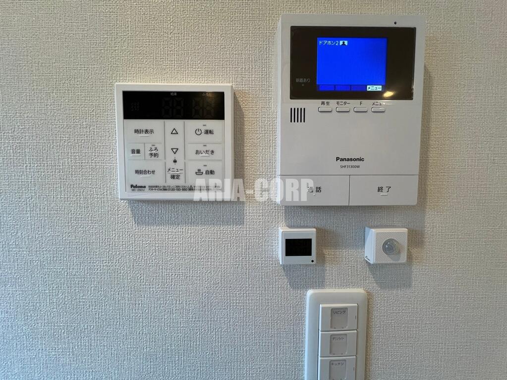 セキュリティ　録画機能付きのモニターインターホン完備しております！