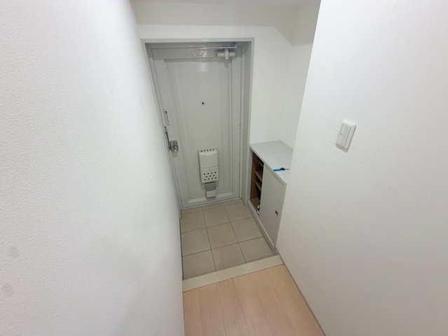 マンションサルナートの玄関写真