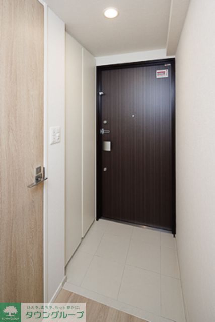 玄関　※写真は同タイプ住戸です。