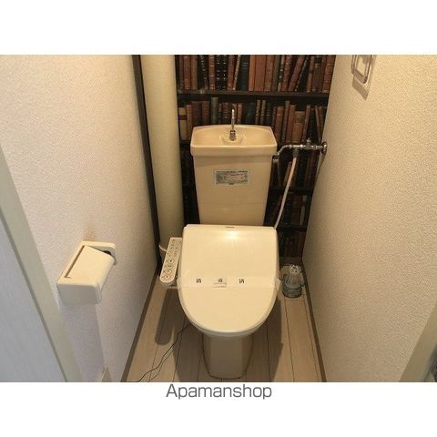 伏見アームズのトイレ写真