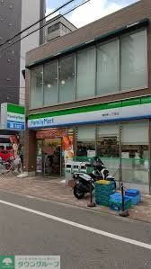 コンビニ　ファミリーマート博労町一丁目店（コンビニ）まで80m