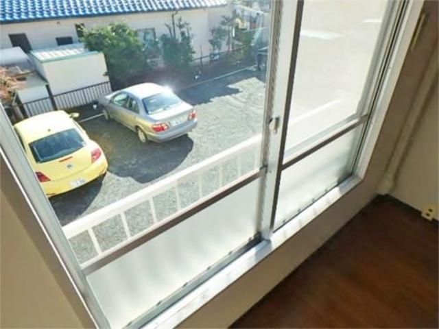 バルコニー　洗濯物干せます
