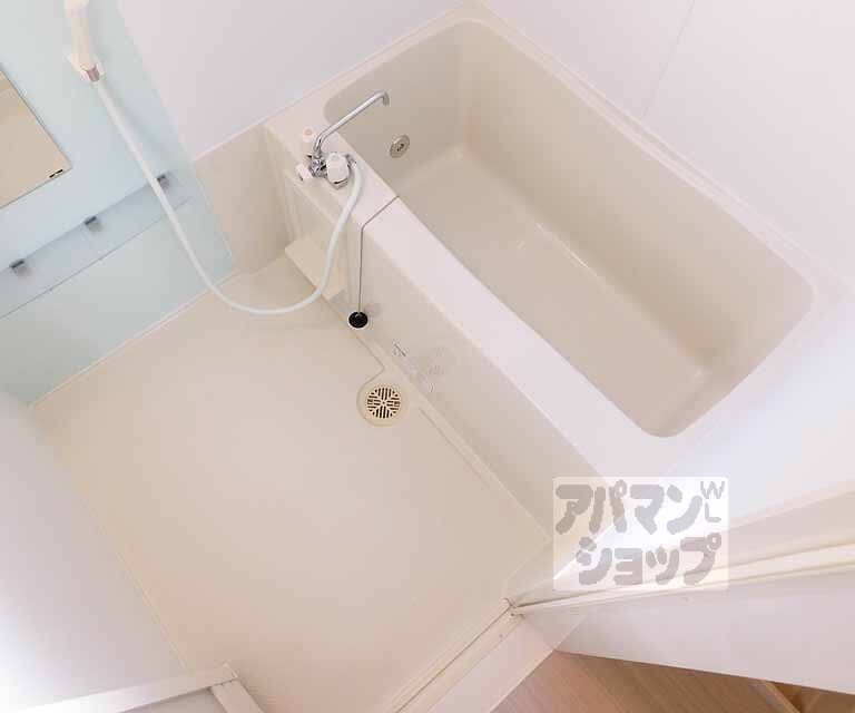 バス・シャワールーム　大きいお風呂！
