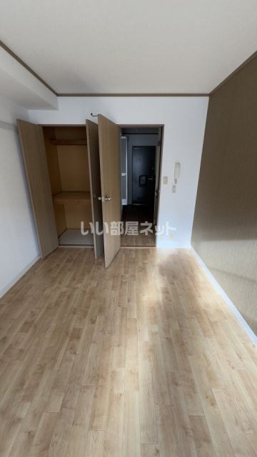 クローバー富士6号館の内装写真