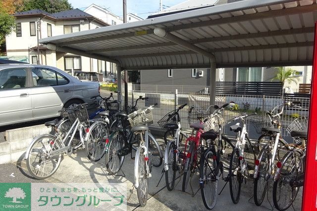 小田急線 町田駅 バス乗車時間：10分 最寄りバス停で下車 徒歩4分 3階建 築17年の外観写真